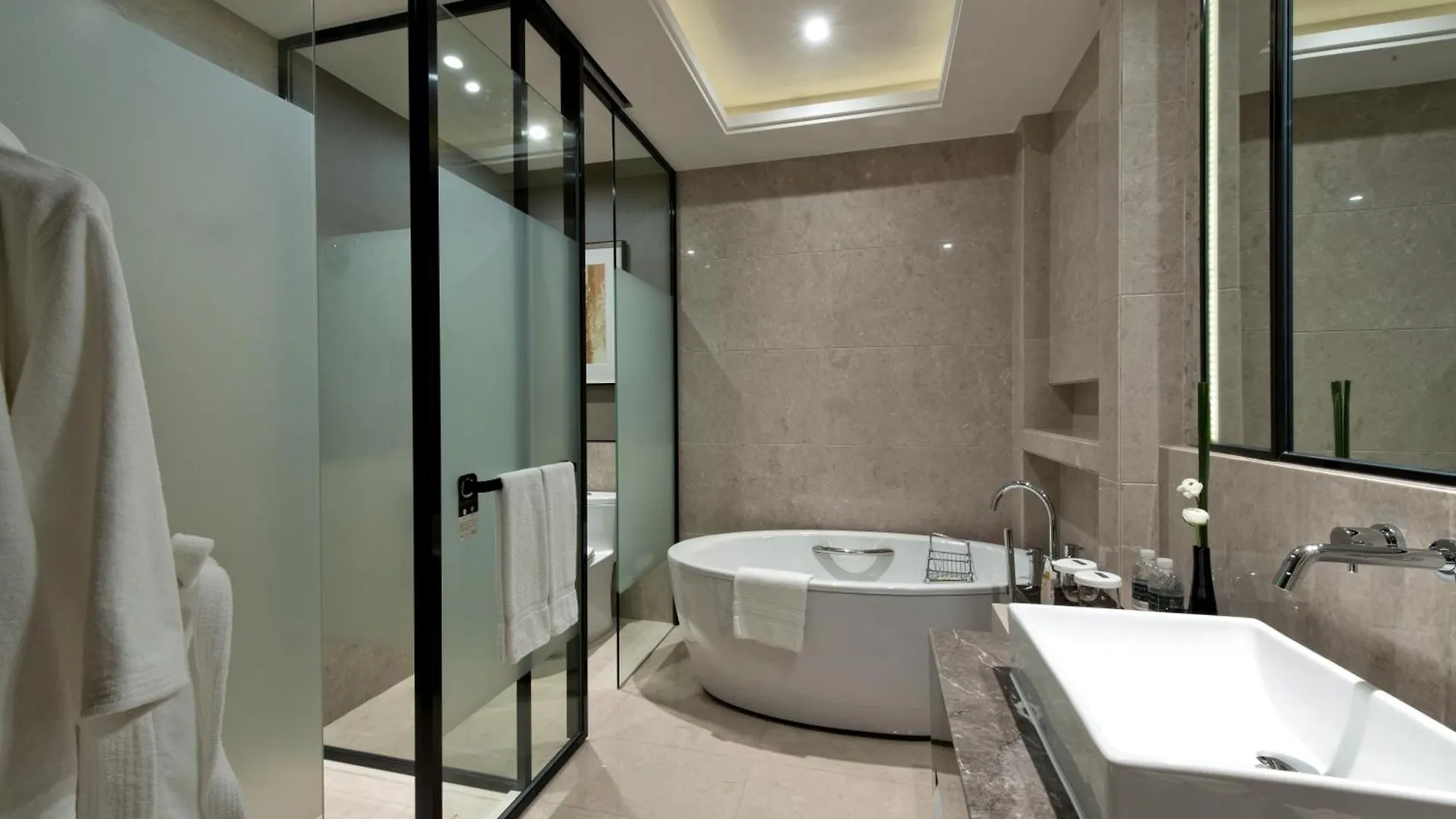 Hotel Pullman Shanghai Xuhui