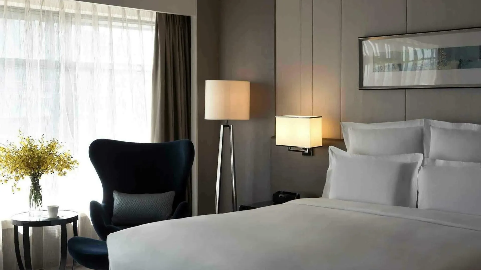 Pullman Shanghai Xuhui 5*,